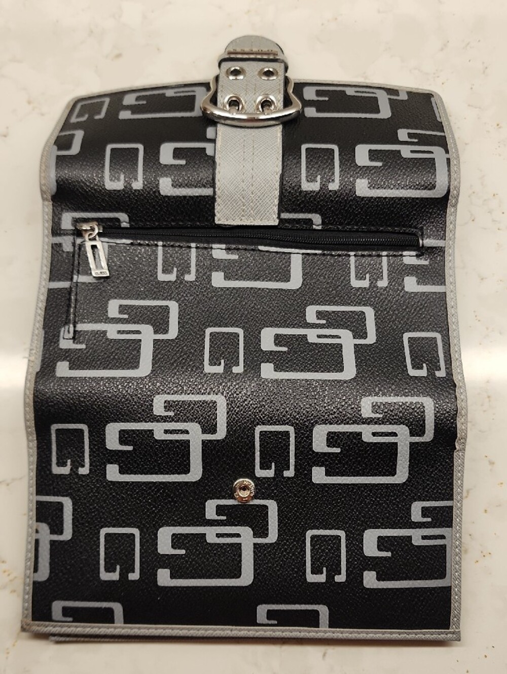 Guess Black Croc-Embossed & Black/Gray Logo Wallet Set - Picture 8 of 11